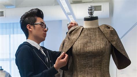 A Guide To Starting A Career In Fashion Design