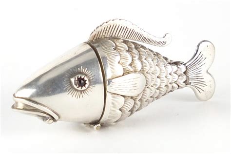 Articulated Fish Pill Box