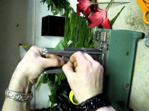 Artificial Flower Pick Machine