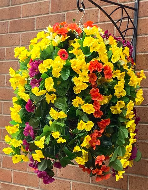 Artificial Hanging Baskets Studio