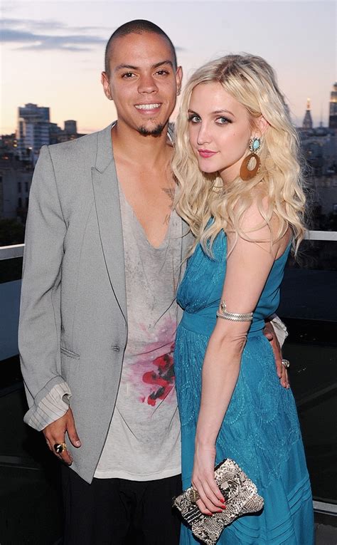 ashlee simpson and evan ross net worth