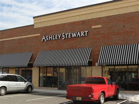 ashley stewart store locator