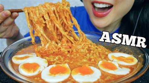 asmr eating noodles