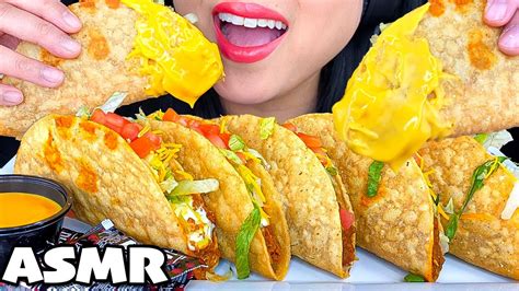 asmr eating taco bell