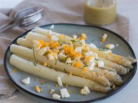 Asperges à la vinaigrette