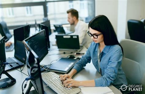 Associates In Computer Science