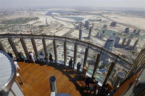 at the top burj khalifa photos