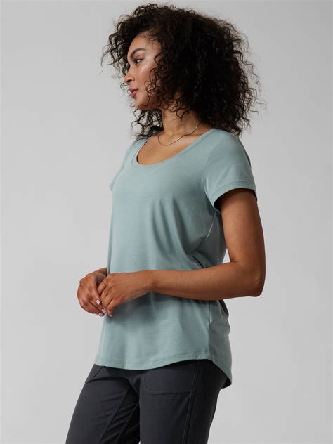 athleta stratus ii tee