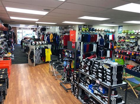 athletic stores near me with discounts