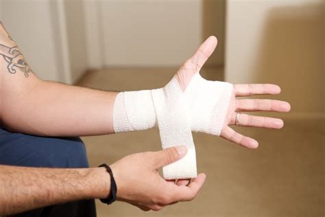 athletic training wrist taping