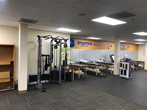 athletico physical therapy des peres mo