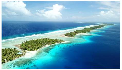 Atoll definition and meaning Collins English Dictionary