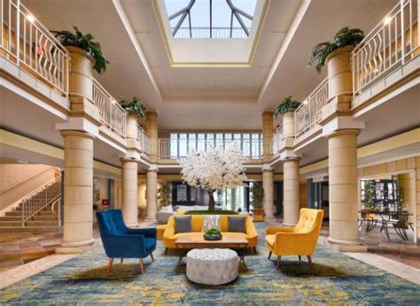 Atrium Hotel Irvine: Chic Stay Secrets Unveiled