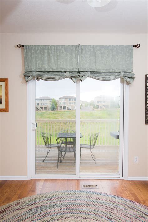 home.furnitureanddecorny.com:attach curtains to sliding door valance