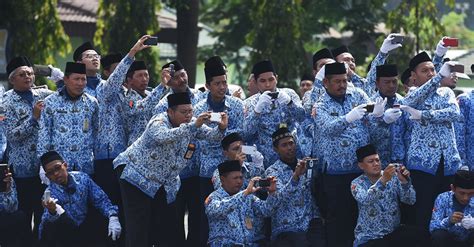 Aturan Baru Sistem Kerja ASN, Maksimal 25 Persen Pegawai WFO Untuk