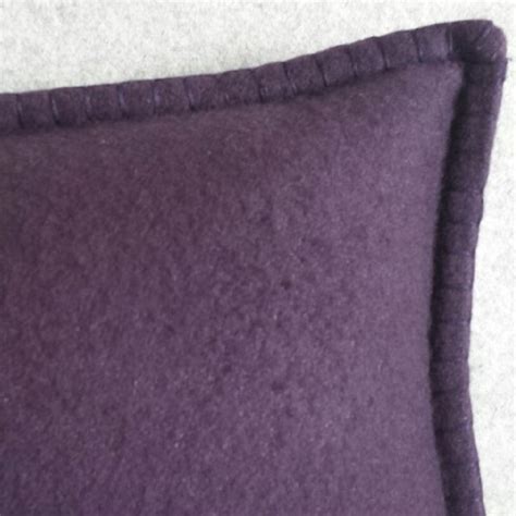 aubergine blanket stitch