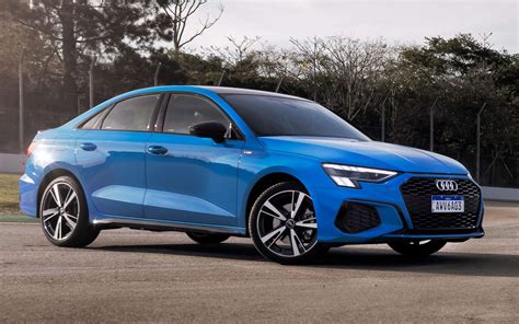 » 2013 Audi A3 Sportback in detail