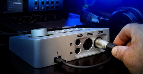 audio thunderbolt interface