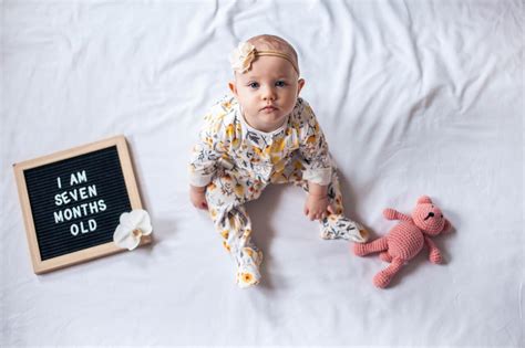 Baby 7 Monate Weint Im Schlaf Captions Viral Today