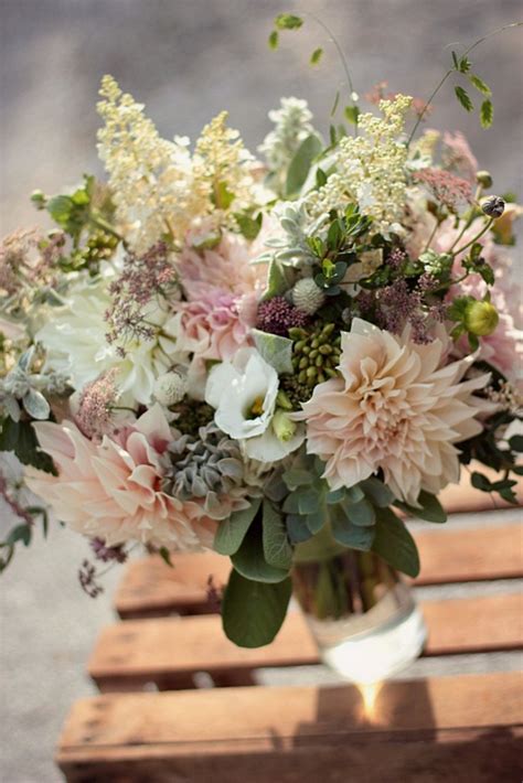 august wedding flowers bouquets