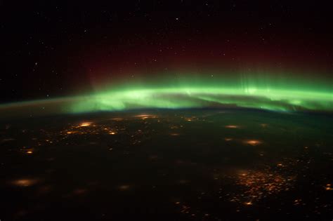 aurora borealis from space pictures