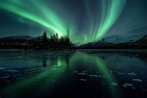 aurora borealis northern lights iceland