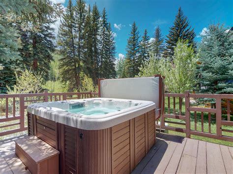 aurora colorado cabin with hot tub