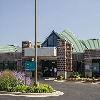 aurora health care new berlin lab hours