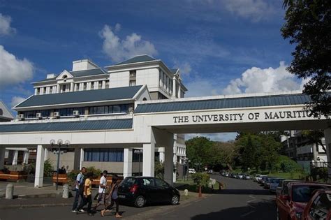 australian universities in mauritius