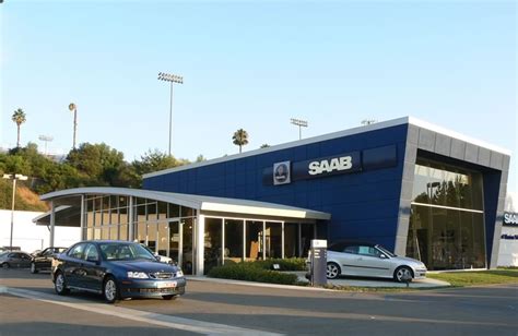 auto dealers saab