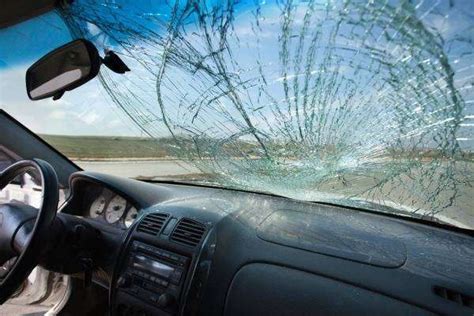 auto glass damage causes