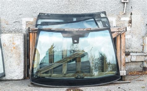 Auto glass damage examples jacksonville