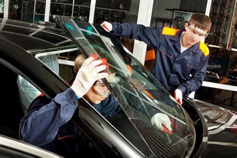 auto glass repair warranty