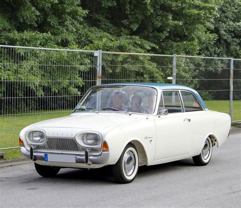 Auto, Ford Taunus 17M P3 "Badewanne", blau, Baujahr 19601964