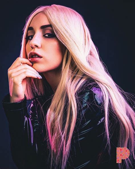 Ava Max Wallpaper