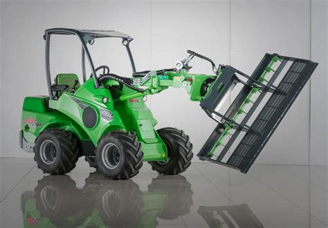 Avant Loader Problems