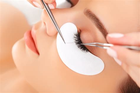 aveda lash extension course