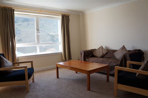 average rent in edinburgh 2 bedroom