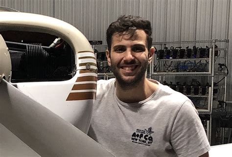 Unlock Your Skyward Dreams: Aviators Flight Academy's Ultimate Flight Course