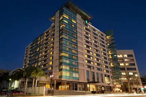 Embassy Suites by Hilton Los Angeles Glendale Hotel (Californie
