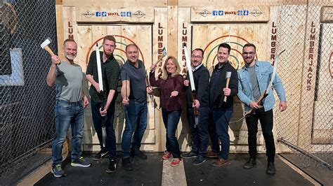 axe throwing group