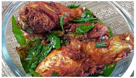 Ayam Goreng Berempah Che Nom - Masakan Berlada