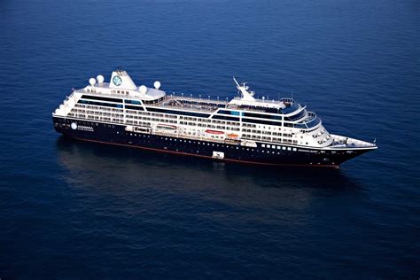 azamara club cruises