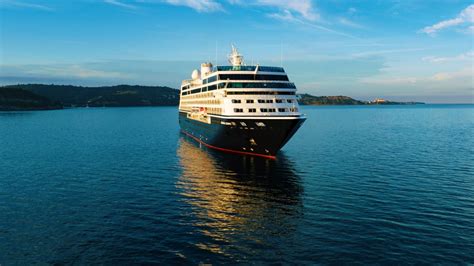 azamara travel agent site