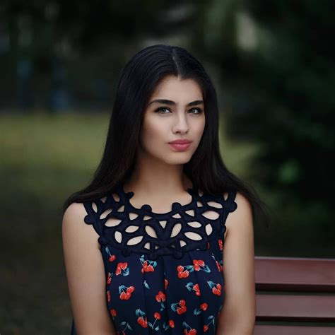 azerbaijan women models