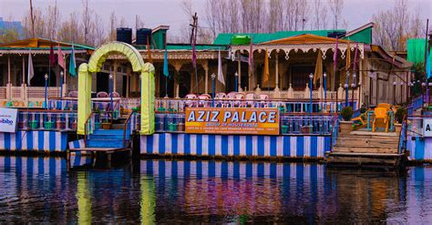 aziz palace group of houseboats