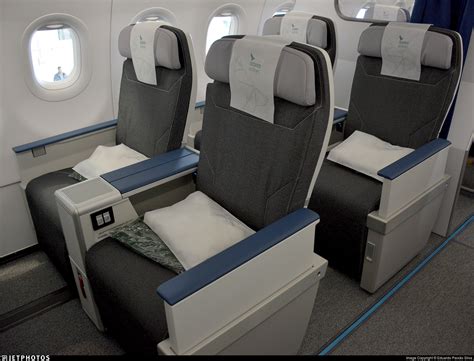 azores airlines business class seats