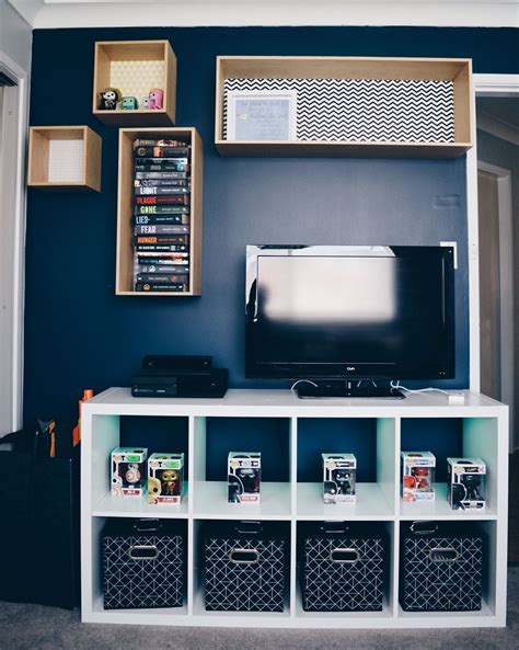 B M Light Up Tv Unit