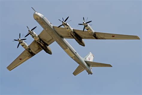 b-52 tu-95