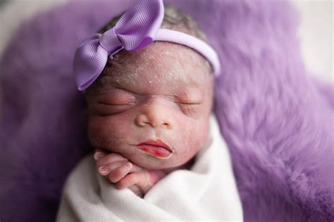 Now I Lay Me Down to Sleep Newborn Bereavement Photography POPSUGAR Moms